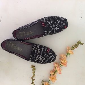 Toms "let love rule💘" flats
