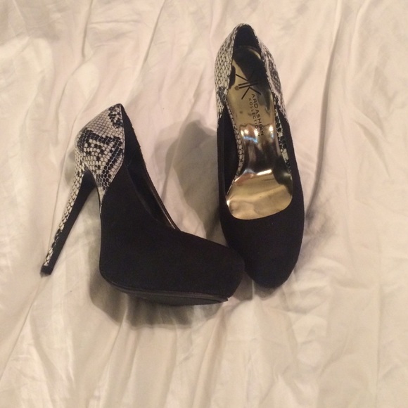 Kardashian Kollection heels.