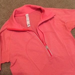 Coral/pink lululemon athletic top