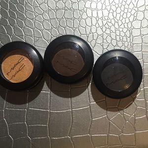 Mac eyeshadows 3 for 23