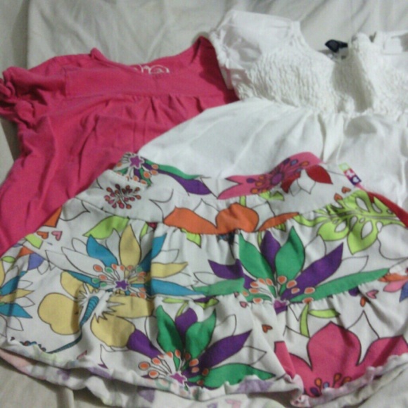 Childrens place skirt w/2tops n more