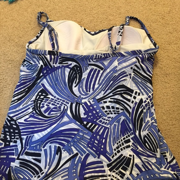 Like New! Blue Tankini Swim Suit Top - Picture 2 of 3
