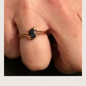 14K Gold Sapphire Ring