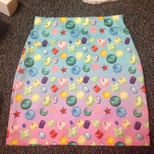 Omighty size small gem printed mini skirt