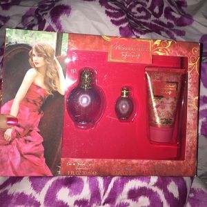 Taylor swift enchanted wonderstruck perfume