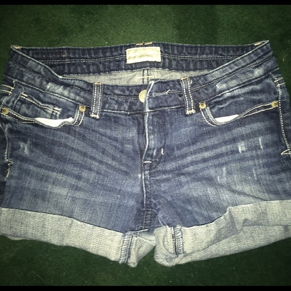 SHORTS - Picture 4 of 4