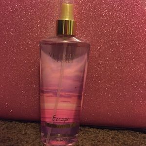 Package of 4 vs sprays