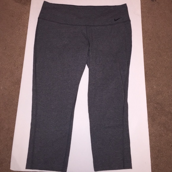 Grey Cropped Work Out Leggings