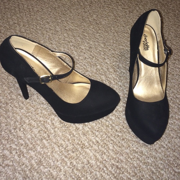 Black stilettos👠