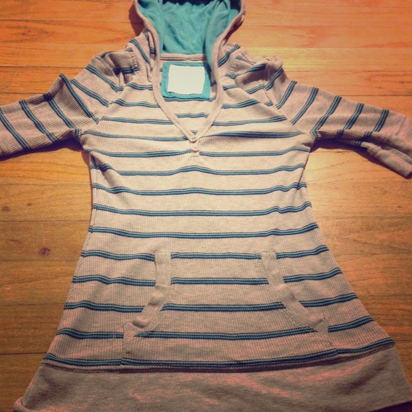 Gray shirt with a hood