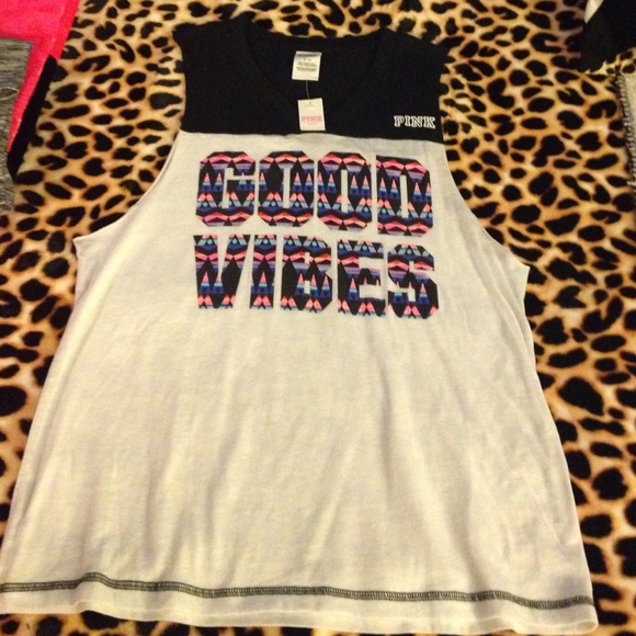 PINK Victoria's Secret Tops - Victoria Secret Pink Tank - NWT 💕