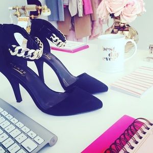 Black chain glamour heels