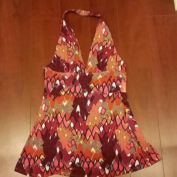 Arden B Halter top - Picture 2 of 4