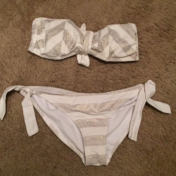 White and gold 2 piece