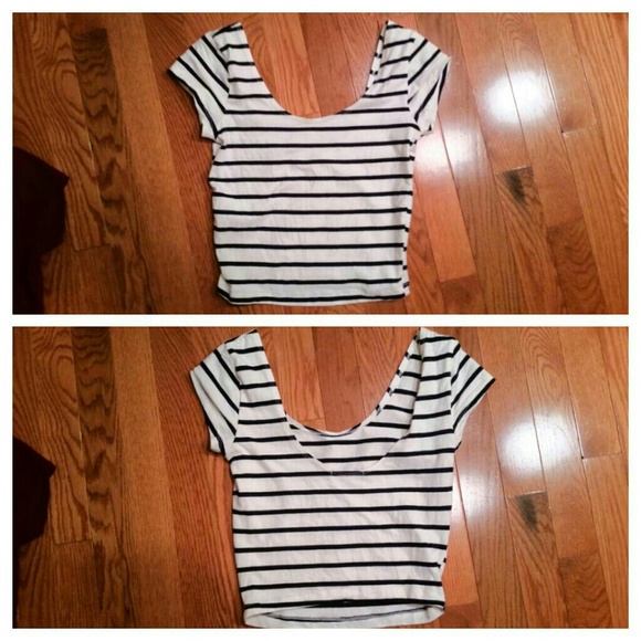 Crop top bundle - Picture 3 of 3