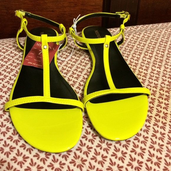 Merona Sandals💛💛