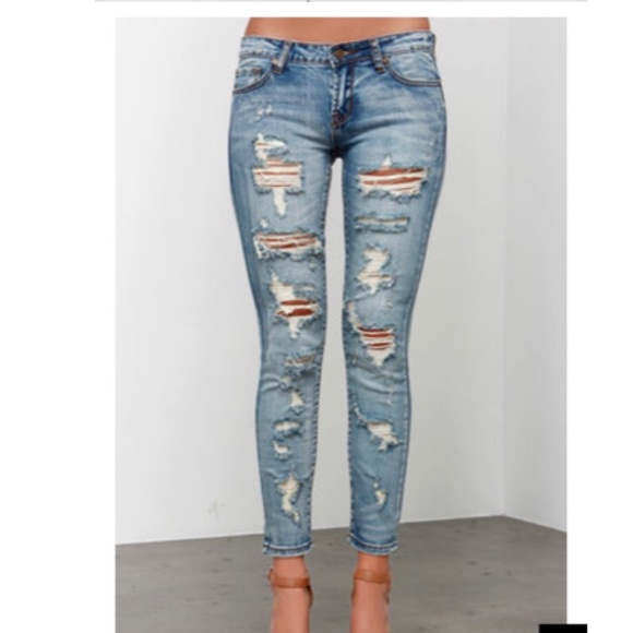 Lulus Denim - Distressed Medium Wash Ankle Skinny Jeans