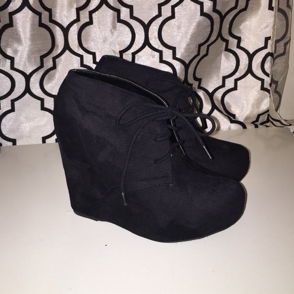 Sheikh Black Suede Booties