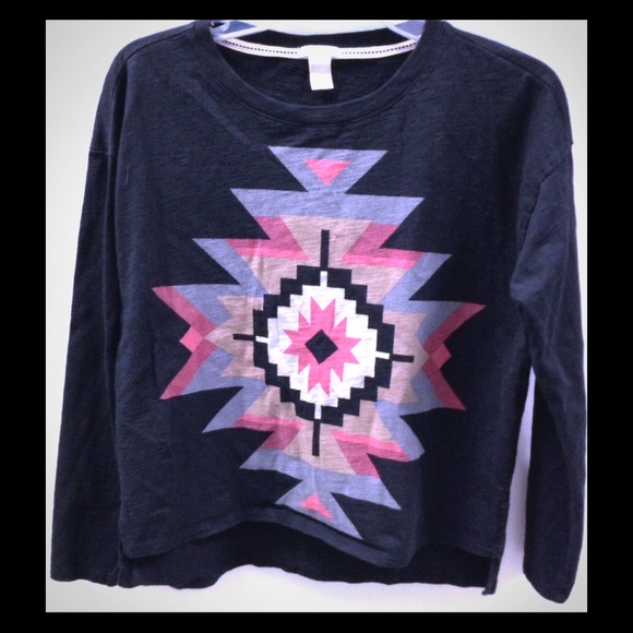 🌟2 for $16🌟 Forever 21 Aztec Top