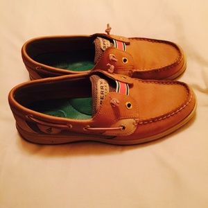 Sperrys- ladies, Only wore 3 times.
