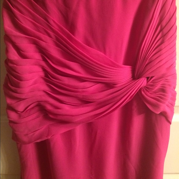 Exact replica of Kim Kardashian red gown sz2 - Picture 3 of 4