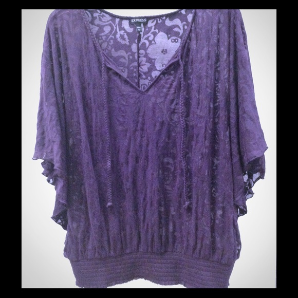 🌟2 for $30🌟Express Laced Top Sheer