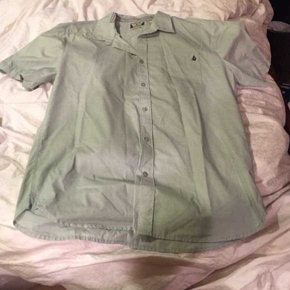 Men's shirt