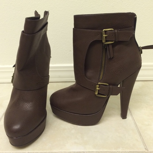 Brown booties!