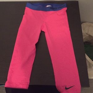 Nike pro leggings (read the caption!)
