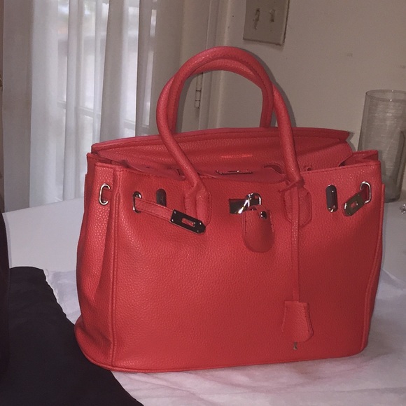 🚫NFS🚫 Traded to the "Lady"...