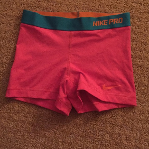 ❌SOLD❌ Nike pros