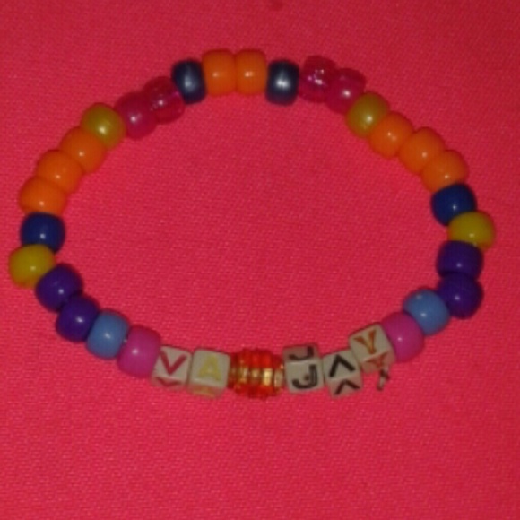 Cuff +4 single kandi bracelets - Picture 3 of 4