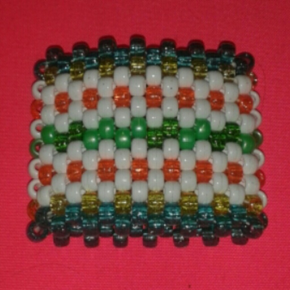 Kandi cuff +3 single bracelets - Picture 2 of 2