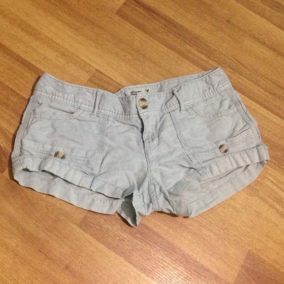 Booty short shorts
