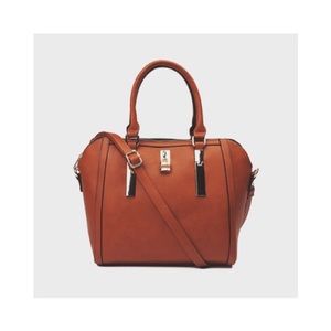 Brown handbag with extra strap