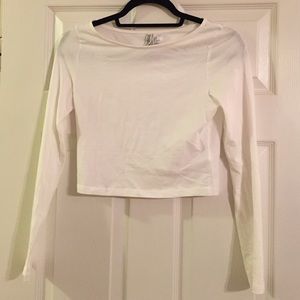H&M white cropped long sleeve