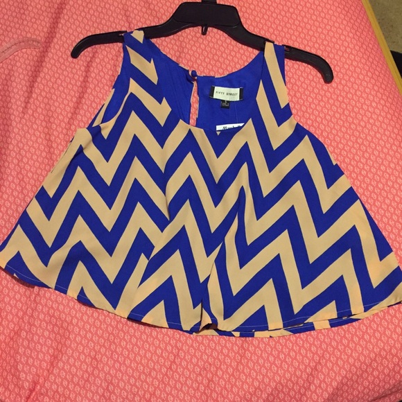 Tops - Chevron Print Crop Top Tank