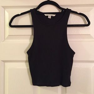 american eagle cropped black tank