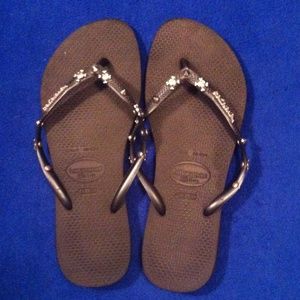 Havaianas Slim ball studded skull flip flops