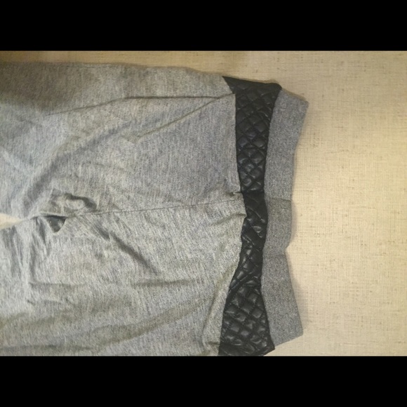 π gray and black sweatpants - Picture 2 of 3