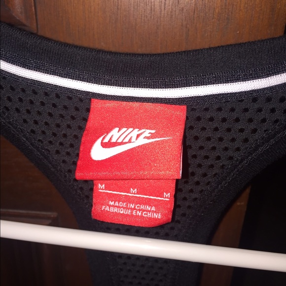 Nike tank top - Picture 4 of 4