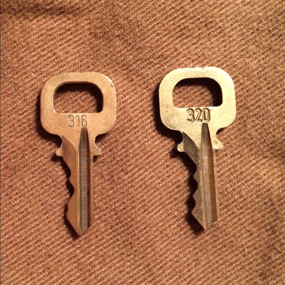 Authentic Louis Vuitton Keys #316 #320