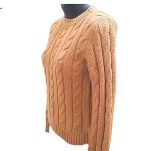 ⚪️ACTUALLY WHITE⚪️ •Express• Cable Knit Sweater