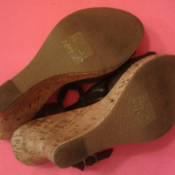 Brown summer wedges - Picture 2 of 2