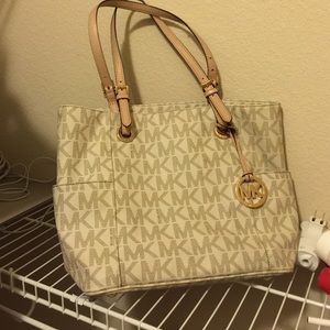 Michael Kors white purse