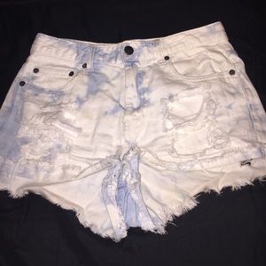 Low rise shorts