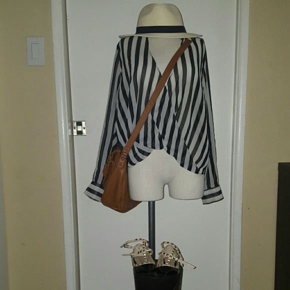 Bcbgmaxazria striped blouse