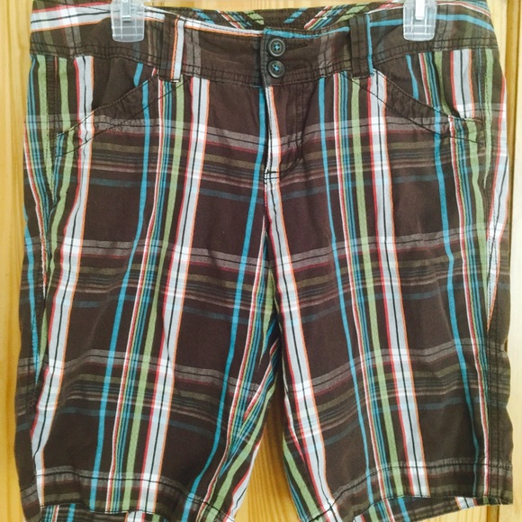 Bermuda shorts - Picture 1 of 1