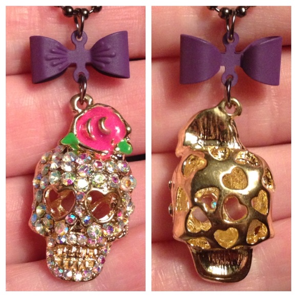 Pave Crystal Skull Necklace - Picture 2 of 2