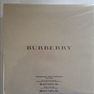 Authentic New in box Burberry for her gift set